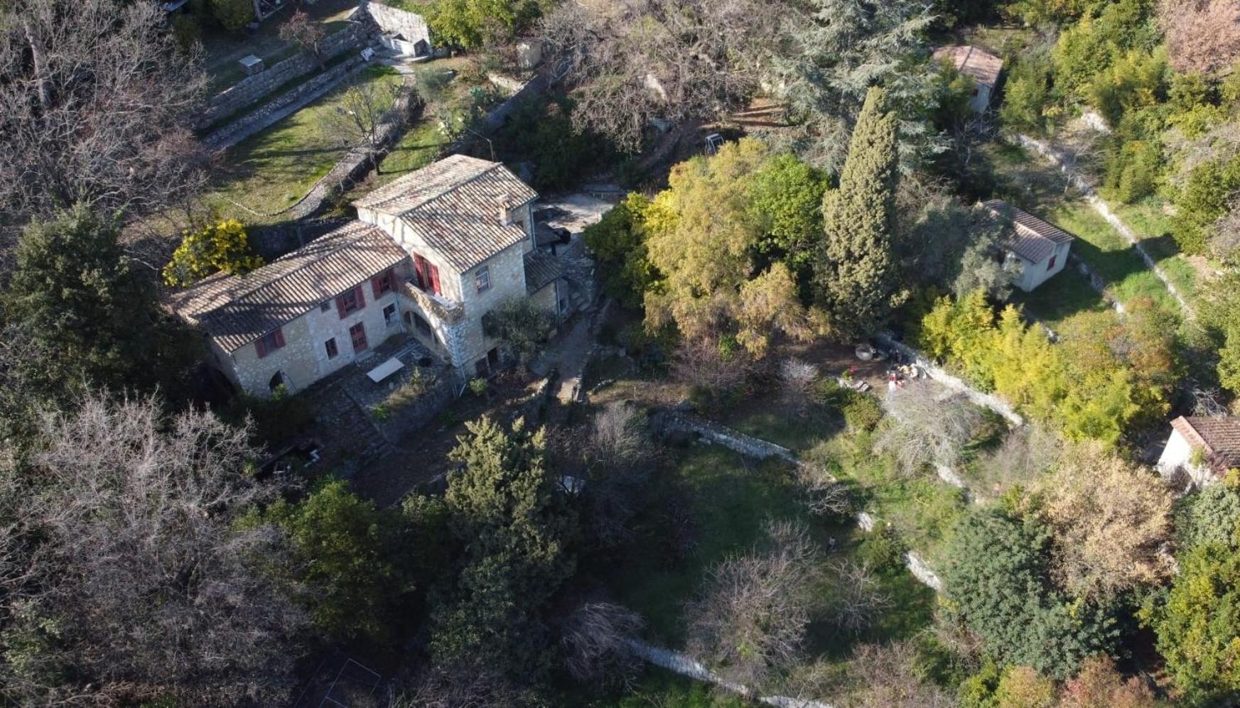 Domaine Des Petites Soeurs A 800M Du Centre Historique Avec 5200M2 De Parc Arbore Ванс Экстерьер фото